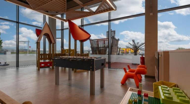 Holiday Inn Express Hamburg South A7 AS42 By IHG — photo 4