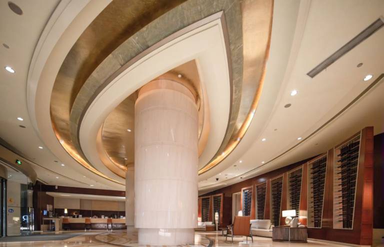 Renaissance Wuhan Hotel — photo 2