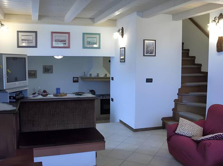 Rental apartment with BBQ & garden — photo 5
