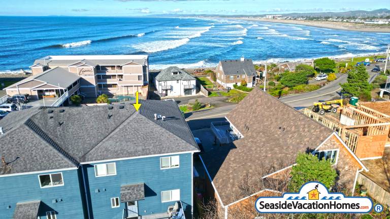 Vacation home with jacuzzi | Beach view in Seaside, OR