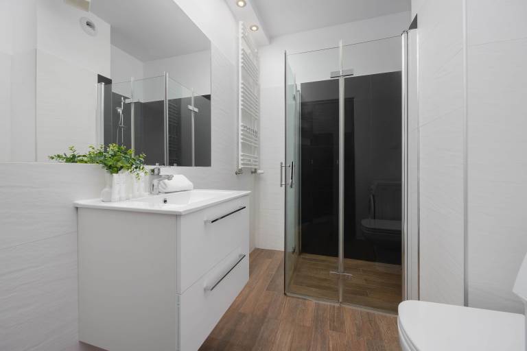 Dyrekcyjna 14 242 Warsaw Modern Apartment with a Balcony 2 Parking Spaces — photo 4