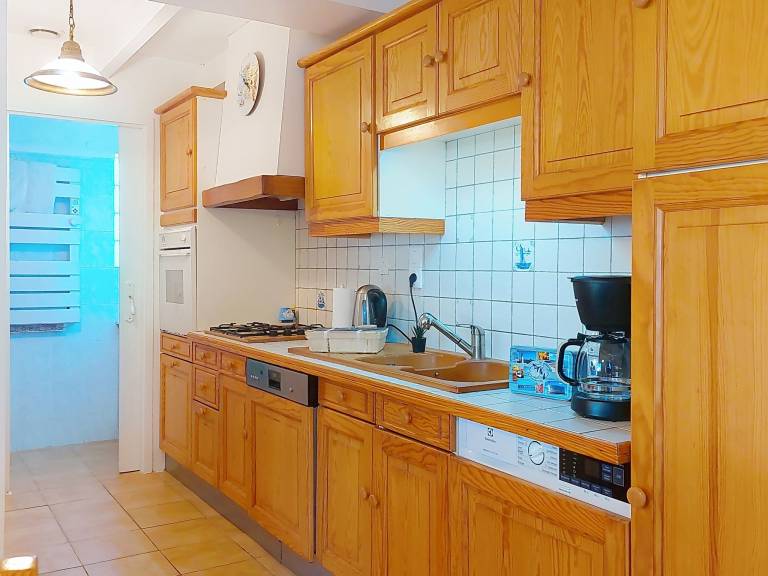 Fully equipped vacation home with grill, garden & terrace | Beach nearby | Pets are welcome — photo 5