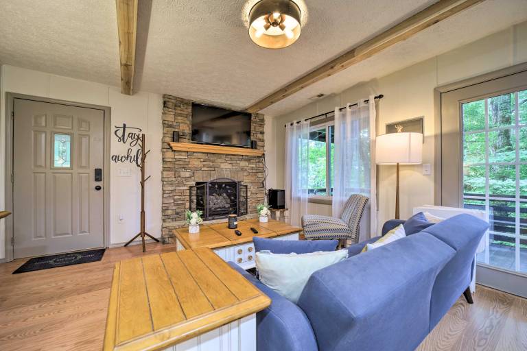 Charming Maggie Valley Getaway w/ Fire Pit! — photo 3
