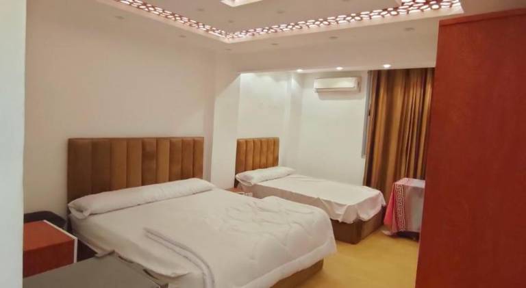Serviced apartment with terrace, BBQ & jacuzzi in Giza