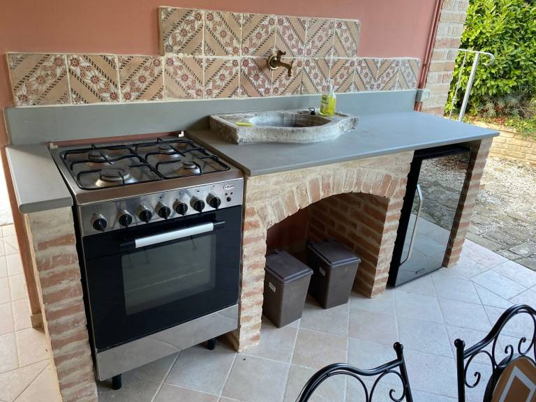 Vacation home with garden, grill & private pool | Nature view — photo 4