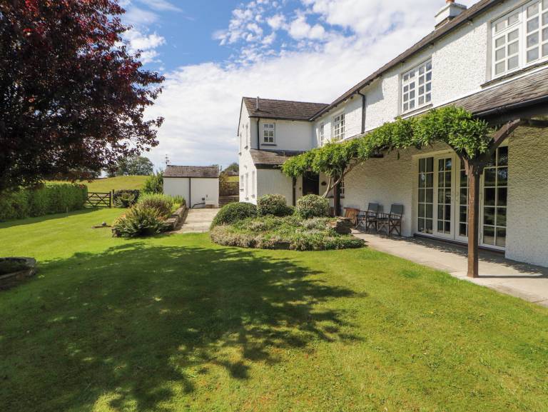 Cottage Middlesbrough