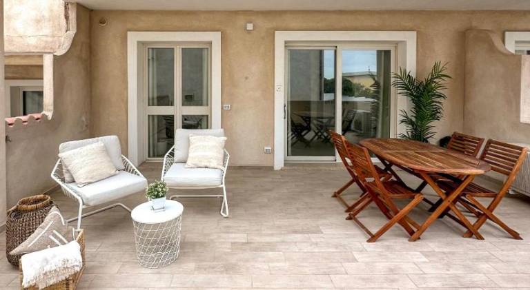 Holiday apartment with pool — photo 2