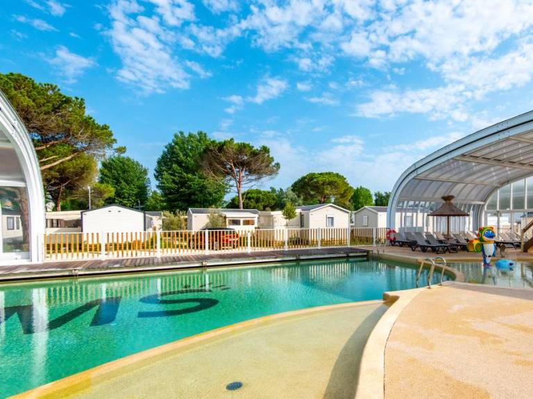 Children-friendly mobile home with heated pool & terrace | Beach nearby | Dogs allowed — photo 2