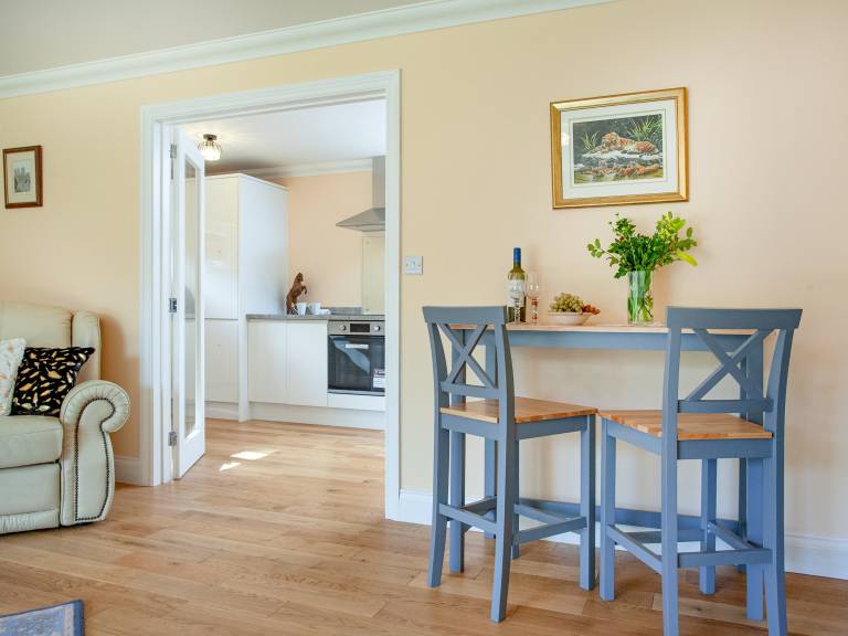 Cottage with yard | River view — photo 5