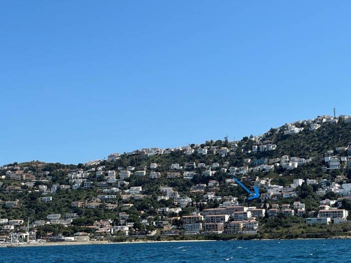 Fully equipped ample villa with private pool, barbecue & yard | Mountain view | Close to the beach | Dogs allowed — photo 2