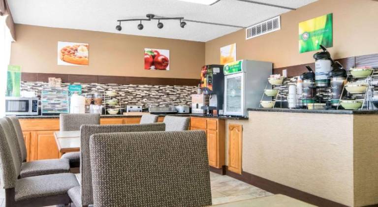 Quality Inn & Suites Horse Cave - Cave City — photo 5