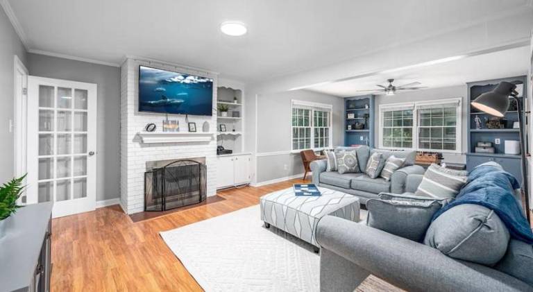 Vacation home with 3 rooms for 9 persons in Durham, NC