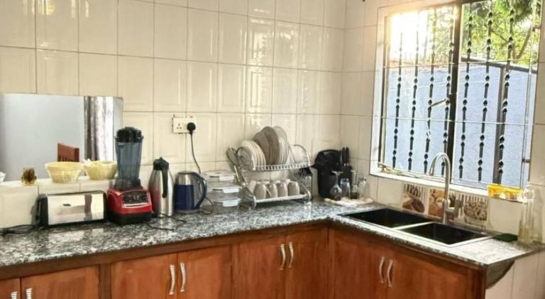 House with 3 rooms for 7 persons in Arusha