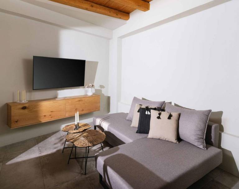 Holiday apartment with patio & BBQ in Heraklion