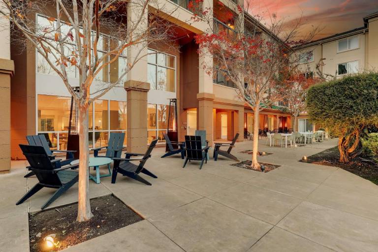 Sonesta Select San Francisco Airport Oyster Point Waterfront — photo 4