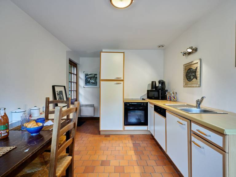 Fully equipped house with garden, terrace & barbecue | Dogs allowed — photo 4