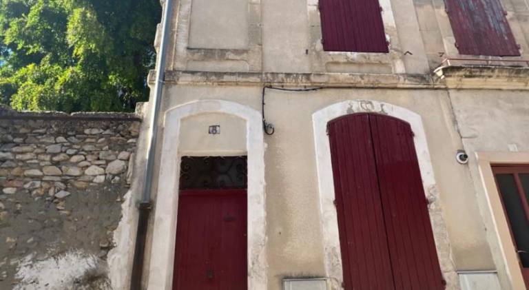 Holiday apartment with 1 room for 4 persons in Arles