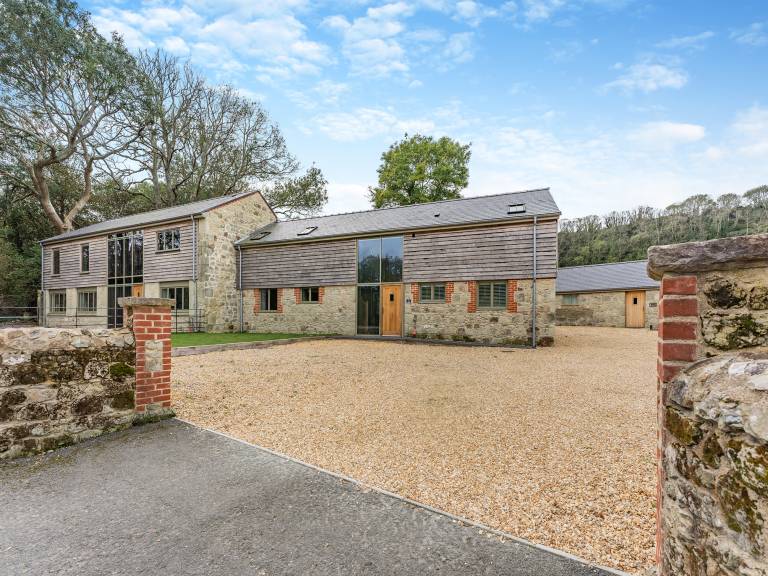 Family-friendly charming cottage with yard | Dogs allowed in Ventnor