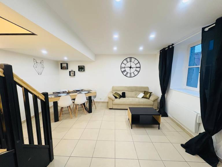 Apartment with 3 rooms for 6 persons in Agde