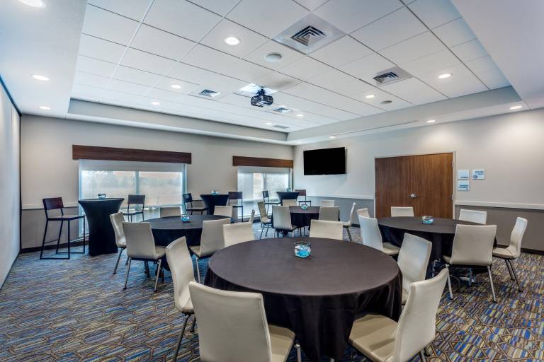 Holiday Inn Express & Suites Rice Lake By IHG — photo 5