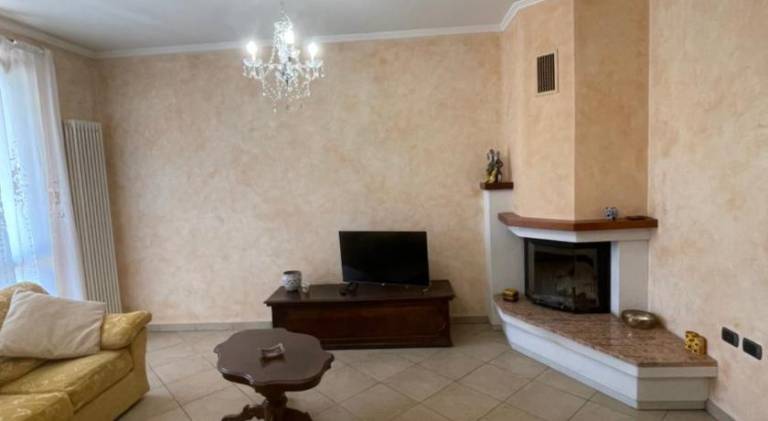 Villa with jacuzzi & pool — photo 2