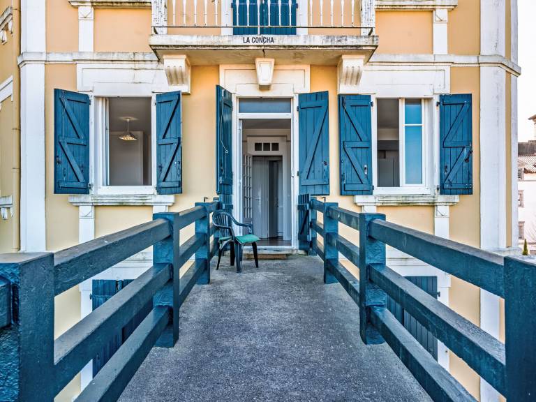 Apartment | Sea view — photo 3