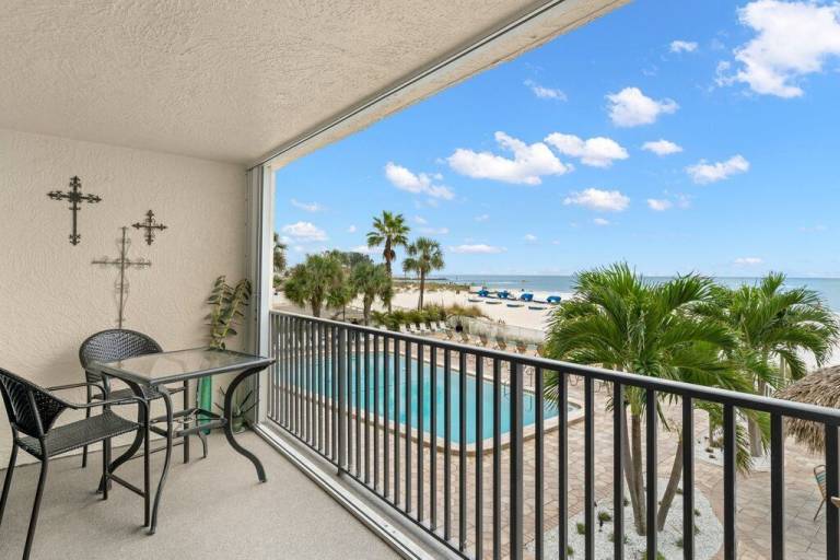 Condo  Madeira Beach