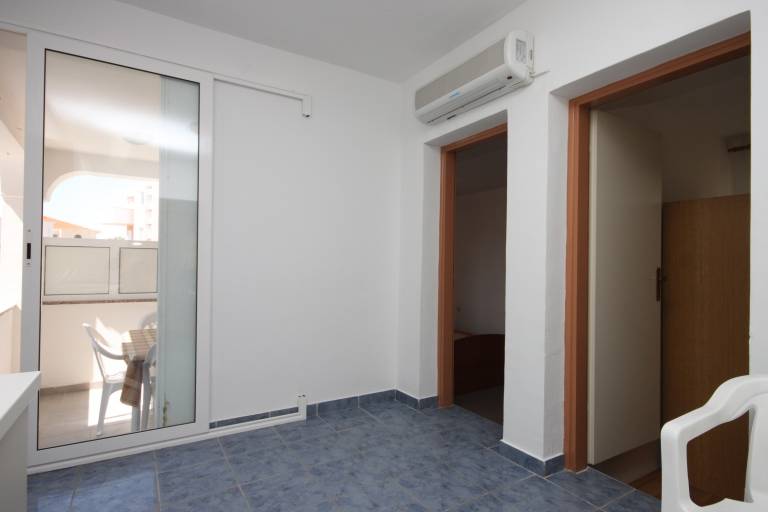 Two bedroom apartment near beach Kustići, Pag (A-4129-d) — photo 4
