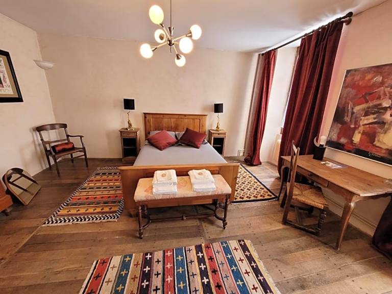 Bed and breakfast  Parthenay