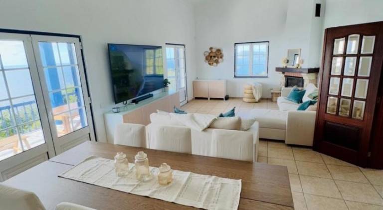 Fully equipped villa with terrace & barbeque | Suitable for remote work | Pets are welcome — photo 3