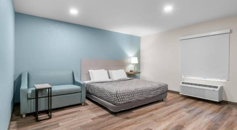WoodSpring Suites Harrisburg Carlisle — photo 2