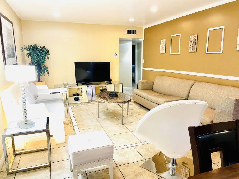 Condo Beverly Green