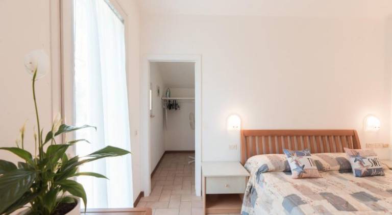 Apartment with 2 rooms for 5 persons — photo 5