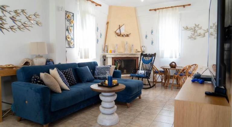 Villa with terrace & yard | Pets are welcome — photo 3
