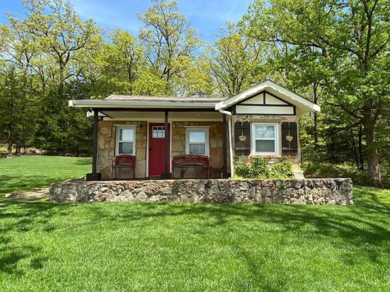 Cabin Lake Ozark