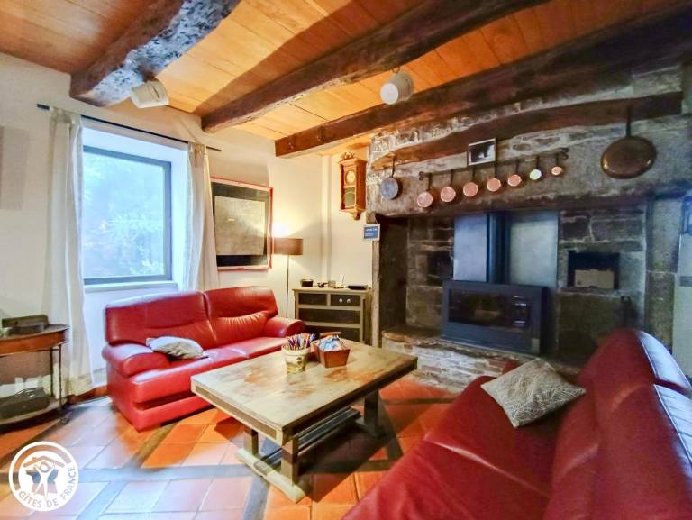 Gite with patio, garden & private pool — photo 4