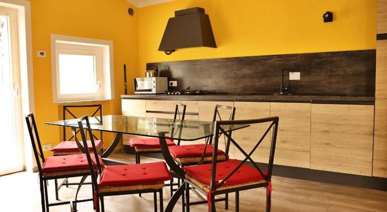 Serviced apartment with terrace & garden | Pet-friendly — photo 3