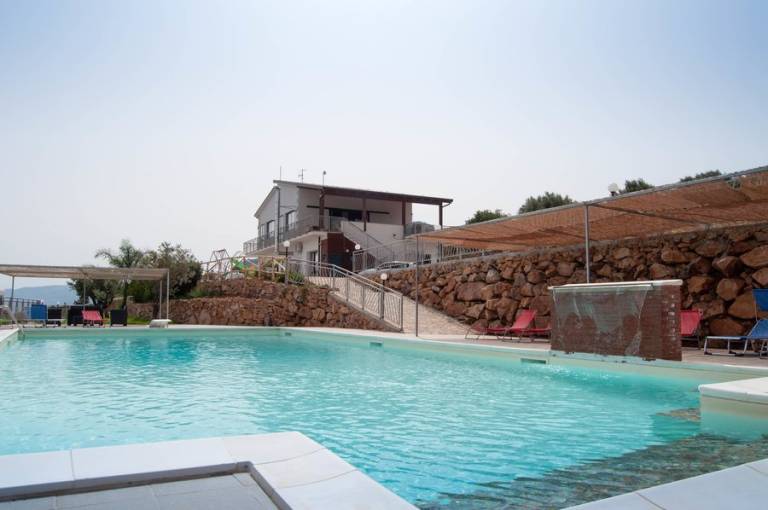 Privatzimmer Caronia