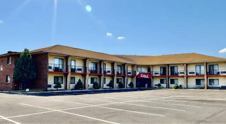Red Roof Inn & Suites Newport – Middletown, RI in Middletown, RI