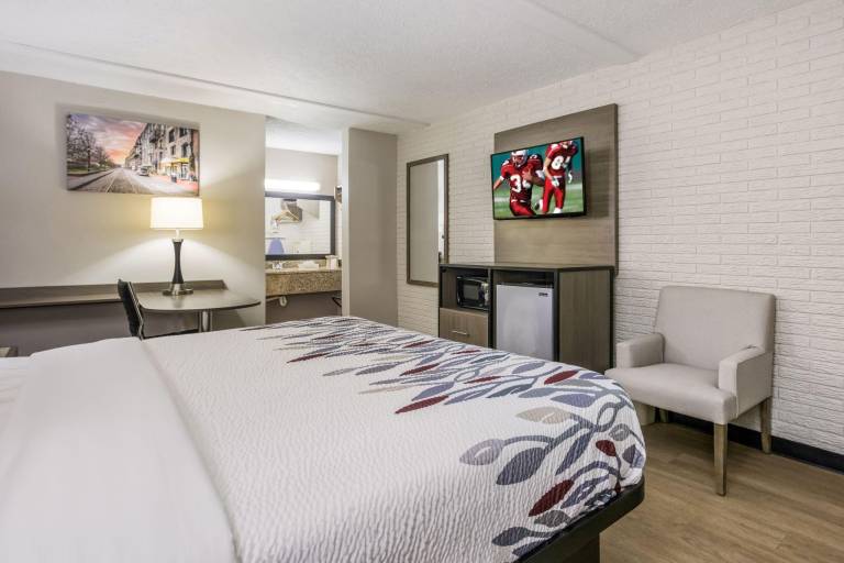 Red Roof Inn Savannah - Richmond Hill / I-95 — photo 2