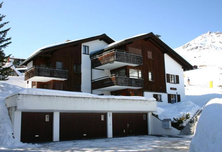 Charming holiday apartment with terrace & yard | Next to the ski | Pet-friendly — photo 3