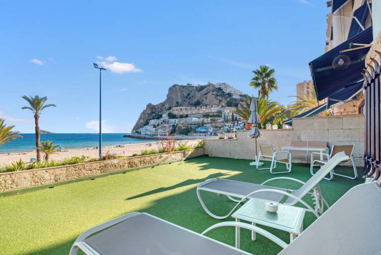 Apartment 'Casa Blanca' with Sea Views and Wi-Fi in Benidorm