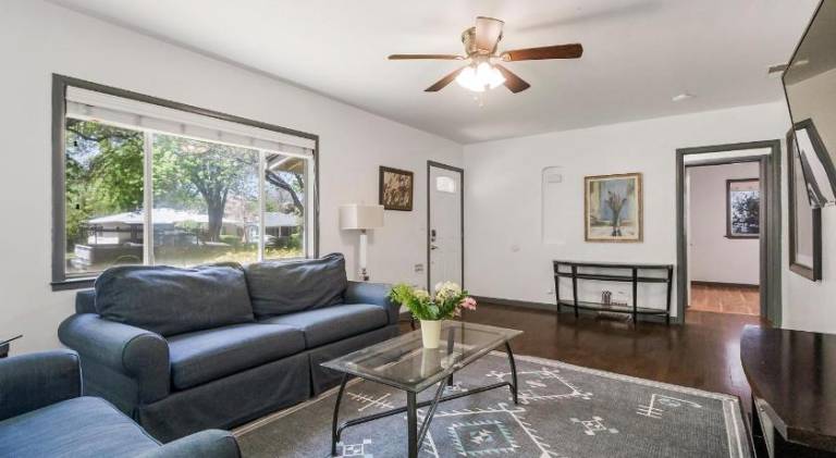 Spacious house | Pets are welcome — photo 2