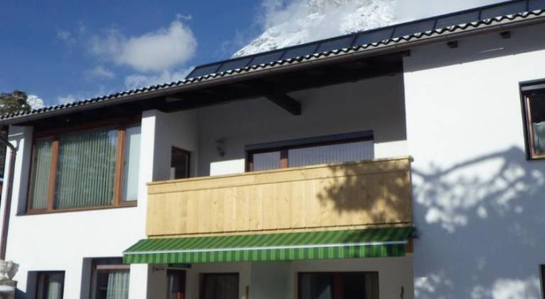 Beautiful holiday apartment with barbeque, pool & garden | Pets allowed — photo 4