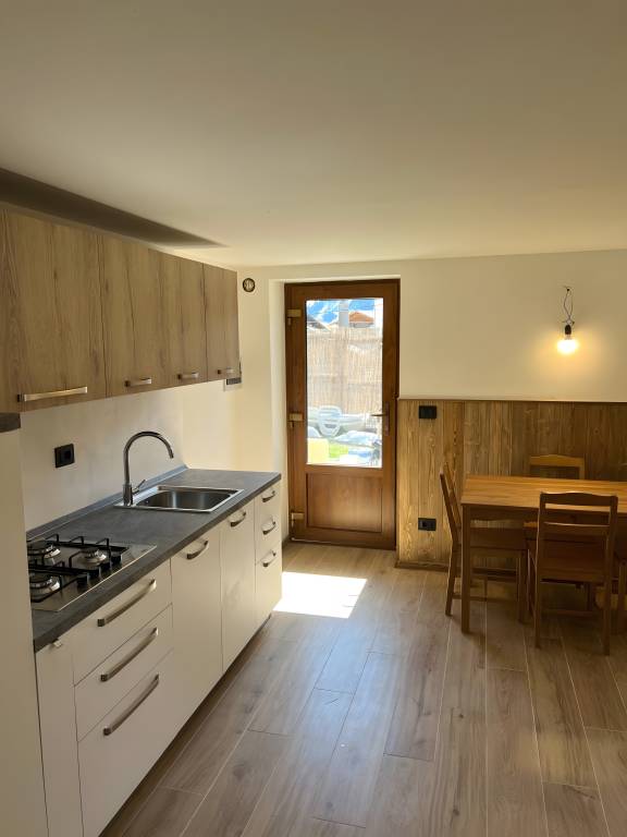 Apartment 'Piccolo Paradiso Gimillan' with Mountain View and Private Garden — photo 4