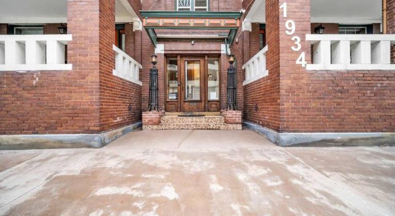 Cle Suites 3BR 2BA 5 min Walk to Cle Clinic Unit 1 — photo 4