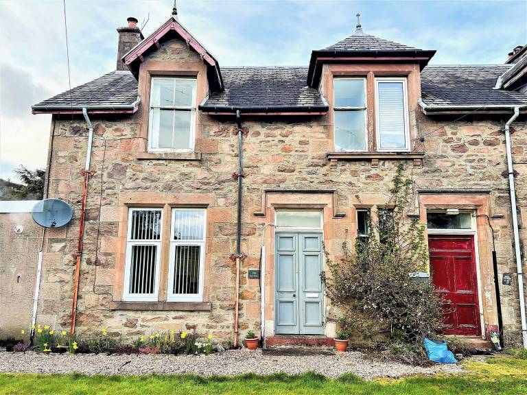 Cottage  Fort Augustus