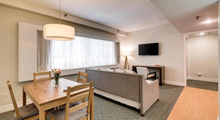 Crest Hotel Suites — photo 3
