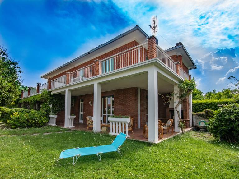 Lovely little house a few meters from the beach of the romantic Manerba — photo 4