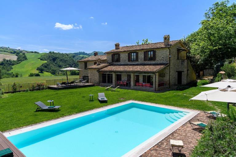 Ferienhaus in Sassocorvaro für max. 12 Personen